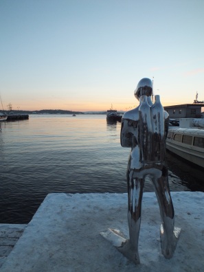 "The Diver" is watching over the Oslo fjord.